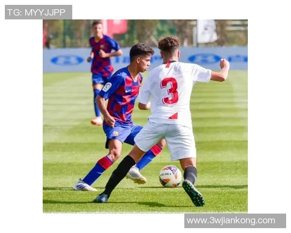 恒大与巴萨激战正酣比分揭晓引发球迷热议与期待